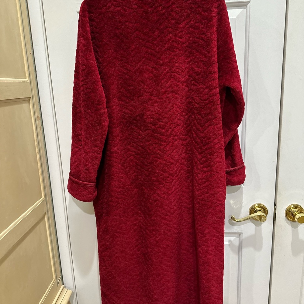 Elegant Red Textured Women's Dress